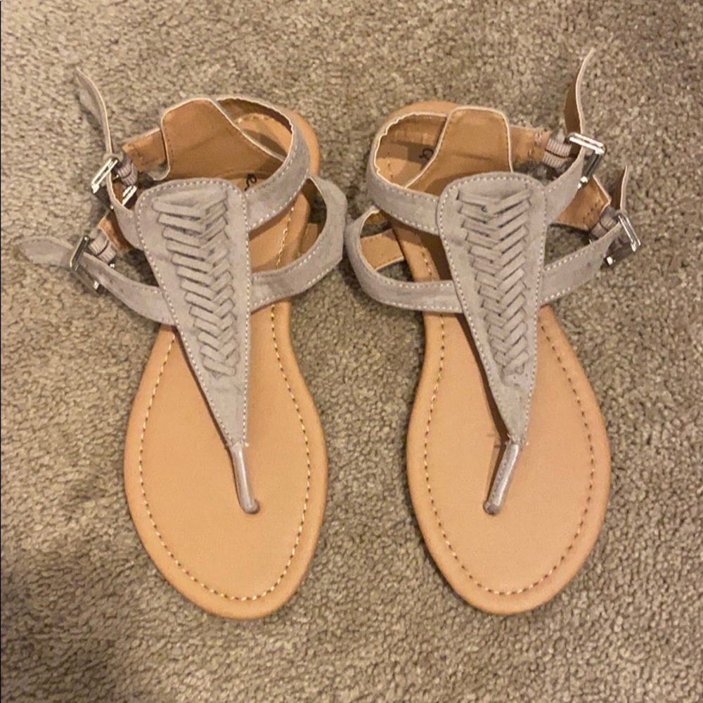 Boutique sandals